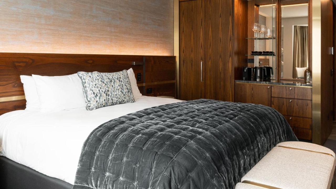Horizon By Skycity Auckland Eksteriør billede A bed with a throw
